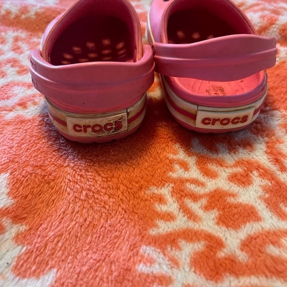 Kids Pink crocs - Picture 3 of 4
